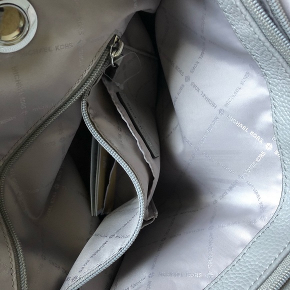 Micheal Kors shoulder tote bag - Picture 8 of 10